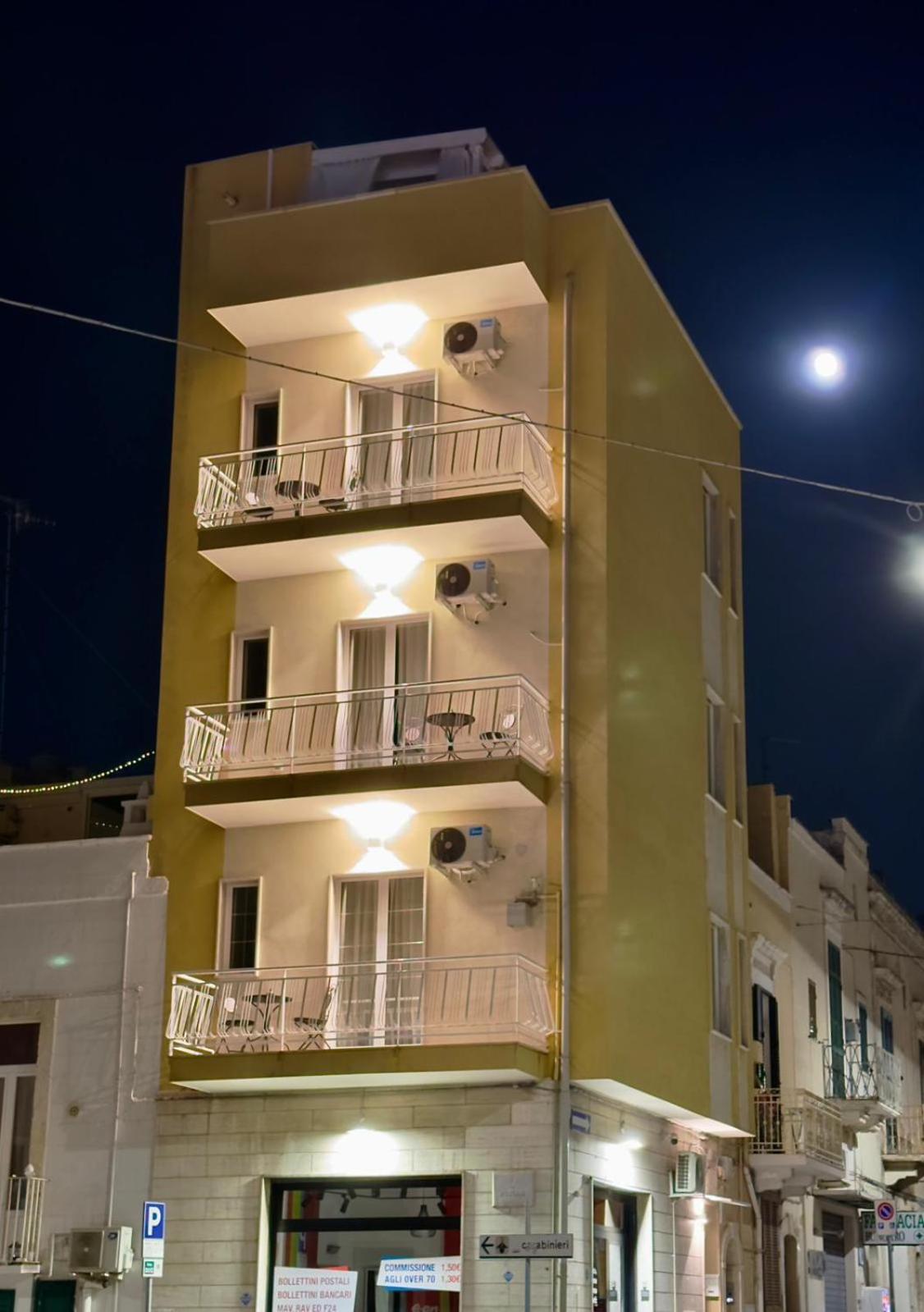 Palazzo Malerba Hotel Monopoli Exterior photo